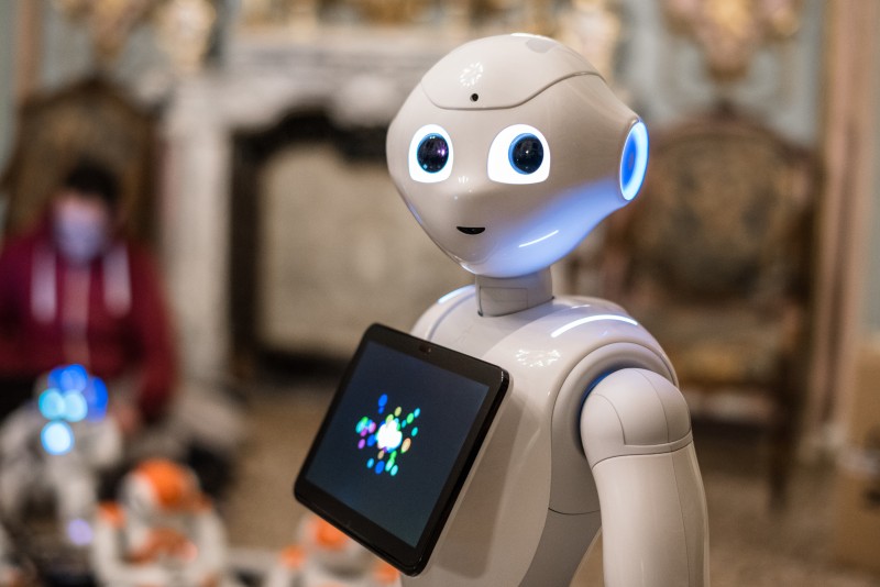 Hamlet, Pepper robot, and I: A robotics version of the famous Shakespearian drama